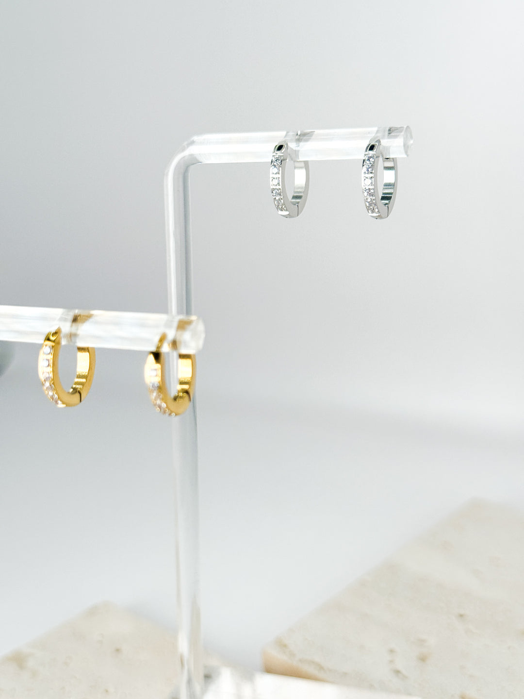 Luna Hoops